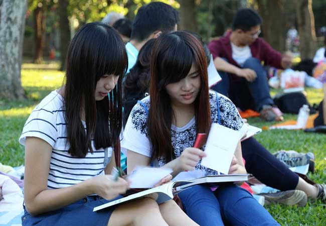 发卡网站稳定的短信轰炸免费在线网站